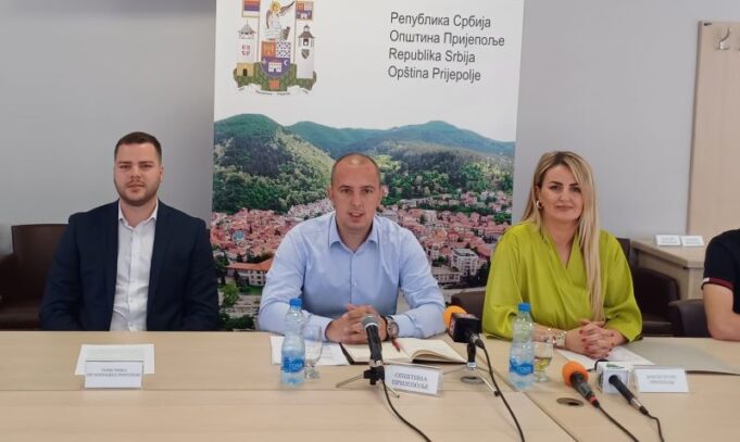 Između reka i planina: PP FEST