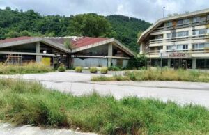 „ДА ОДРЖИВО БУДЕ ИЗДРЖИВО“:КАД ГРАД НЕМА ХОТЕЛ