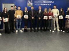DODELA NAGRADA ZA NAJBOLJE UČENIKE I STUDENTE U PRIJEPOLJU: IZDVOJENO OSAM MILIONA DINARA