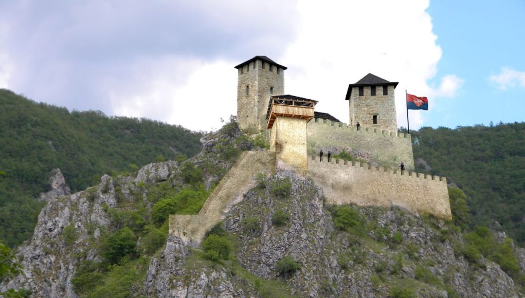 Naslovna