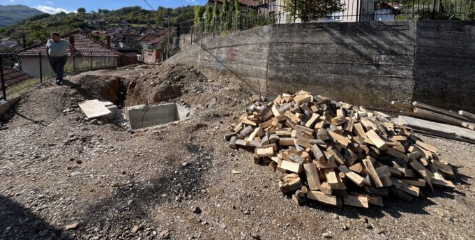 Meštani Tekstilne ulice nezadovoljni: Strpljenje na izmaku,rešenje ni na vidiku