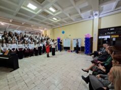 „Младости, нико не уме као ти“