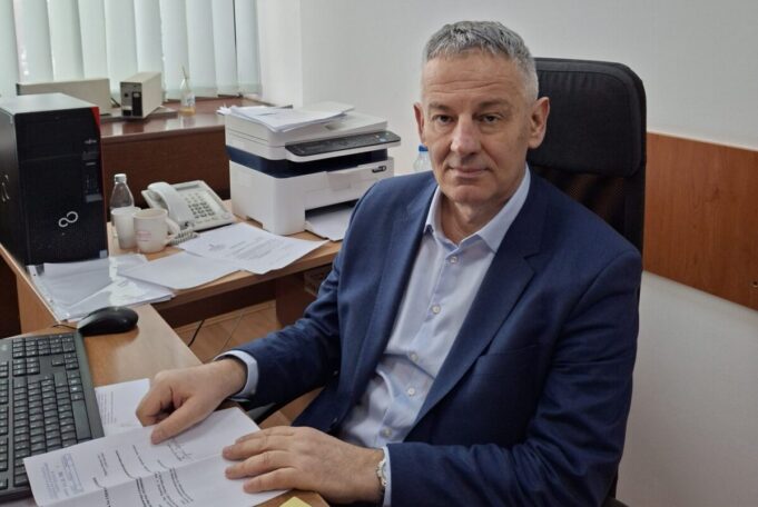 Драгољуб Пауновић – Од пријепољског ђака до врха здравственог система Србије