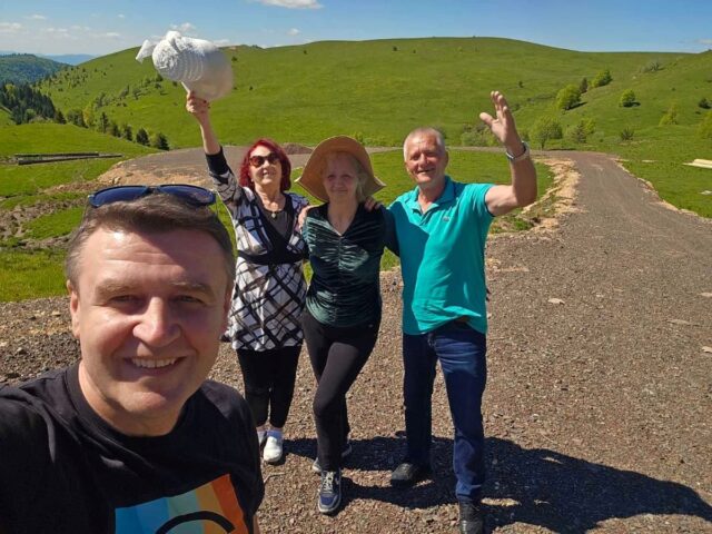 БАКУША, ЛИВАДА НА ЈАДОВНИКУ