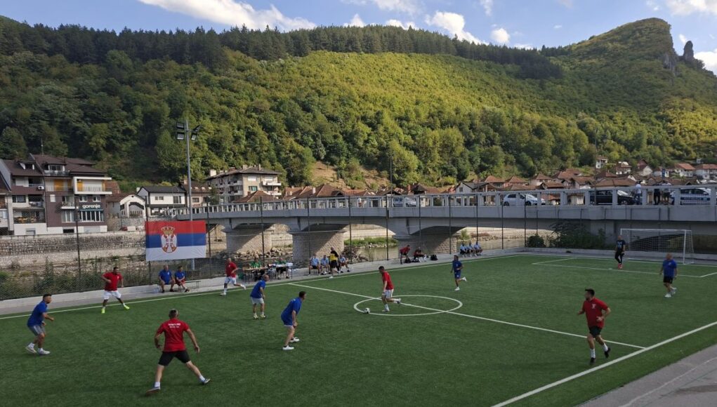 Naslovna