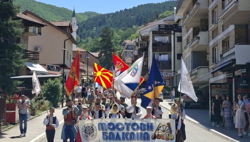 Naslovna