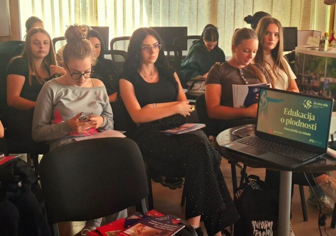 „За срце више“ – млади уче о фертилитету и репродуктивном здрављу